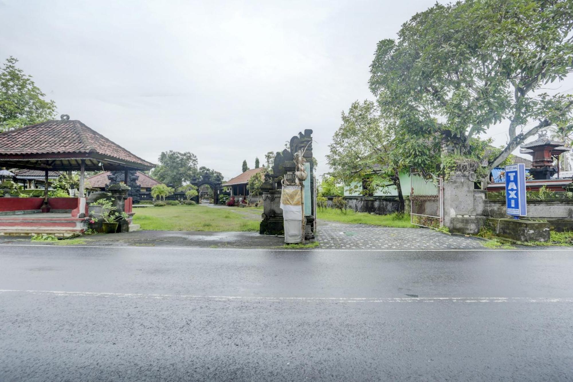 OYO 1762 Hotel Astiti Graha Tanah Lot Bagian luar foto